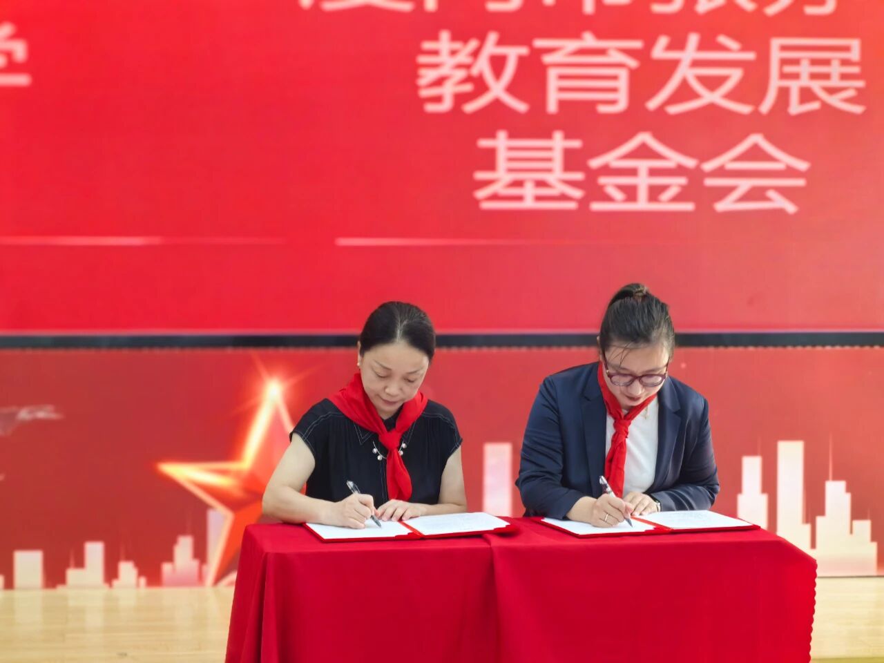 1761637854540476.jpg 08.jpg